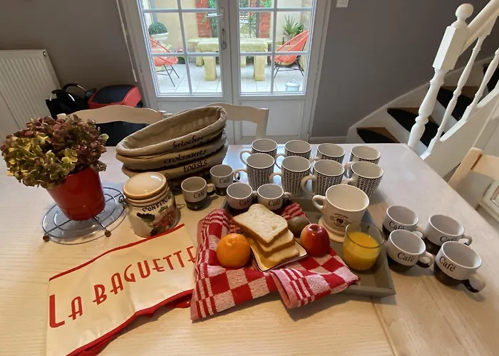 Apartamento Les Jardins De Ma-mans Maison Cosy Centre Parking Prive Gratuit